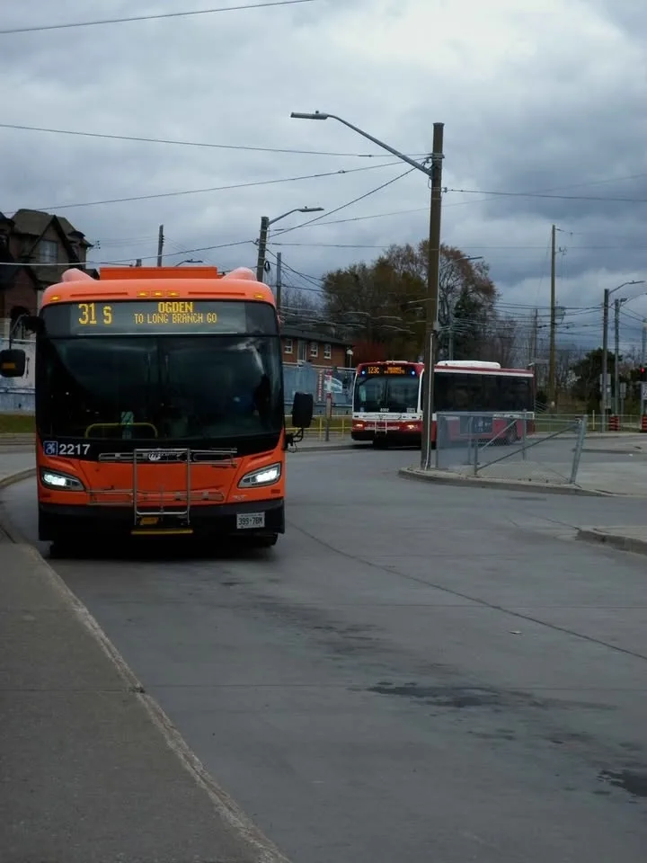 Panasonic Lumix DMC-F3 12.1 MP image indicator(8)