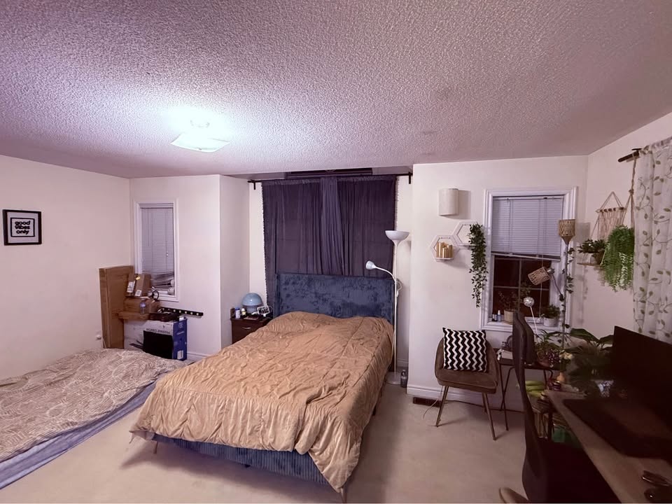 Master Bedroom for Rent – Attached Washroom | Prime Loc - photo 3
