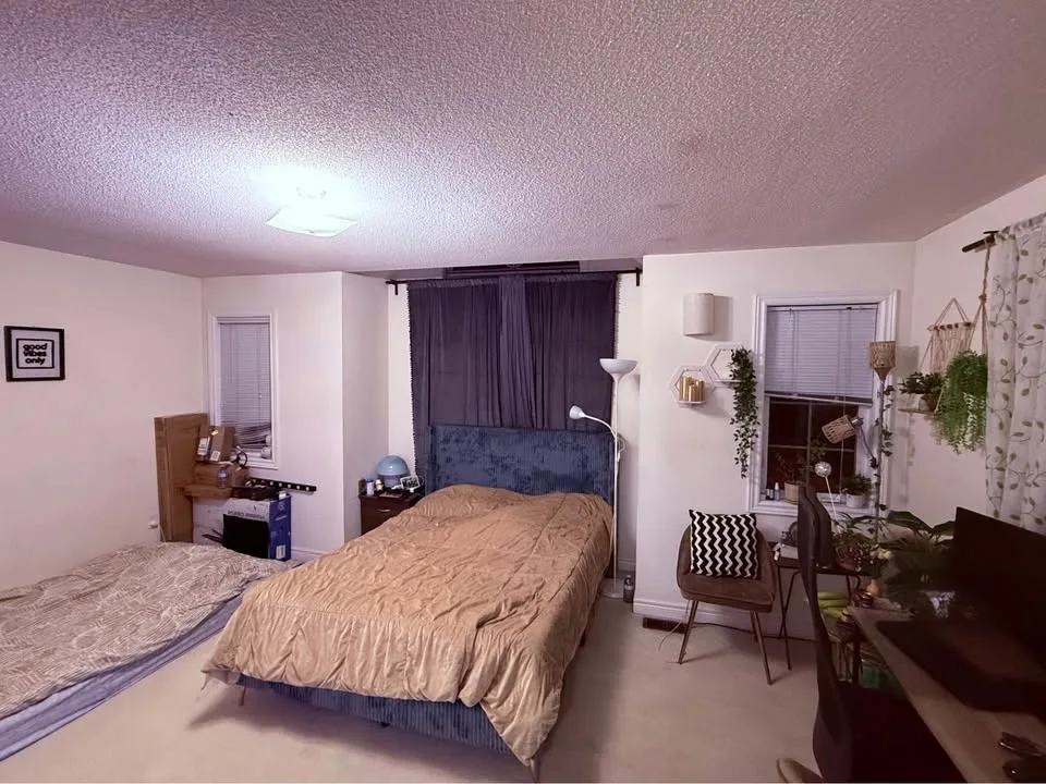 Master Bedroom for Rent – Attached Washroom | Prime Loc image indicator(3)