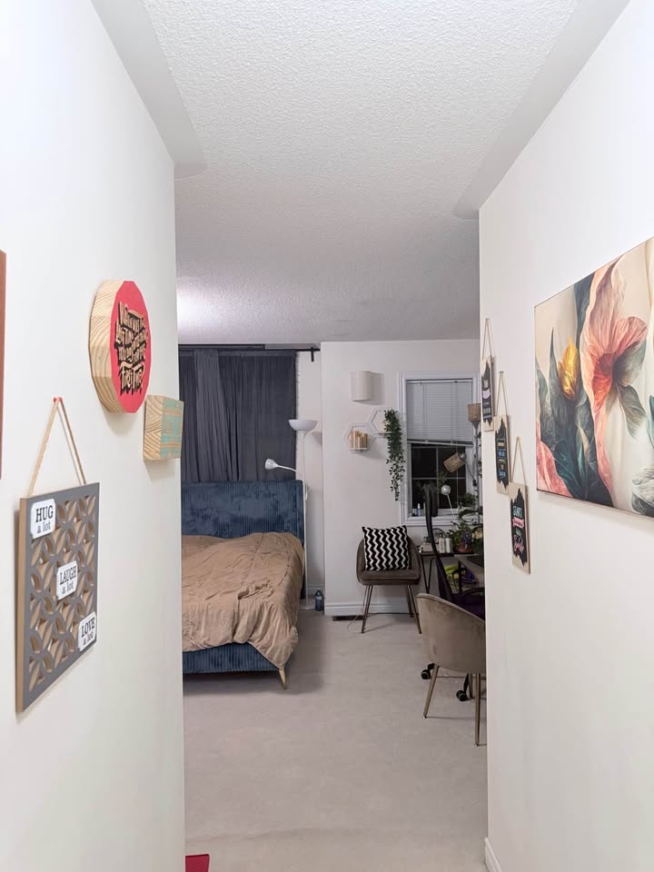 Master Bedroom for Rent – Attached Washroom | Prime Loc - photo 5