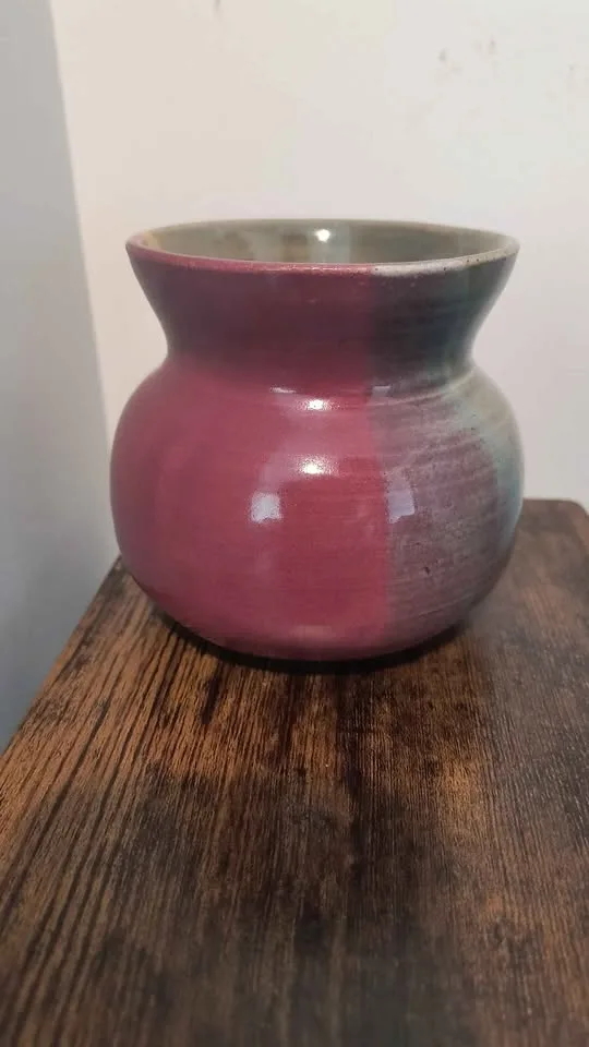 Ceramic vases/cups/plates