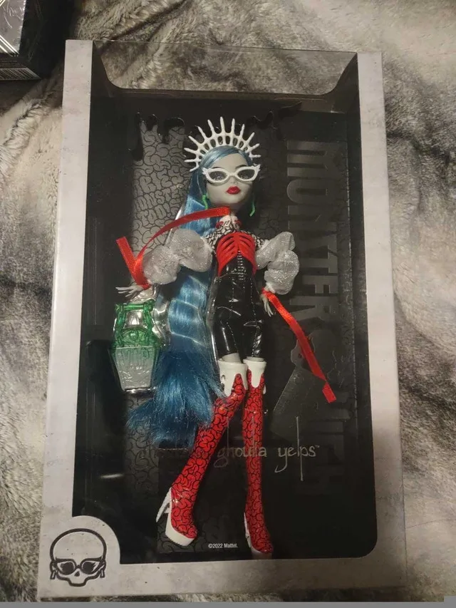 Monster high Ghouluxe Ghoulia