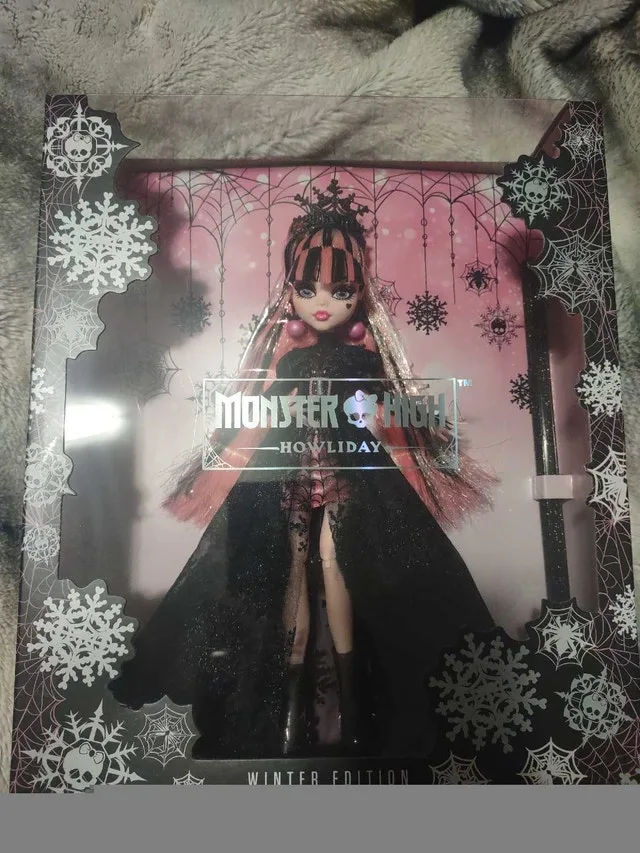 BNIB Monster High Holiday Draculaura