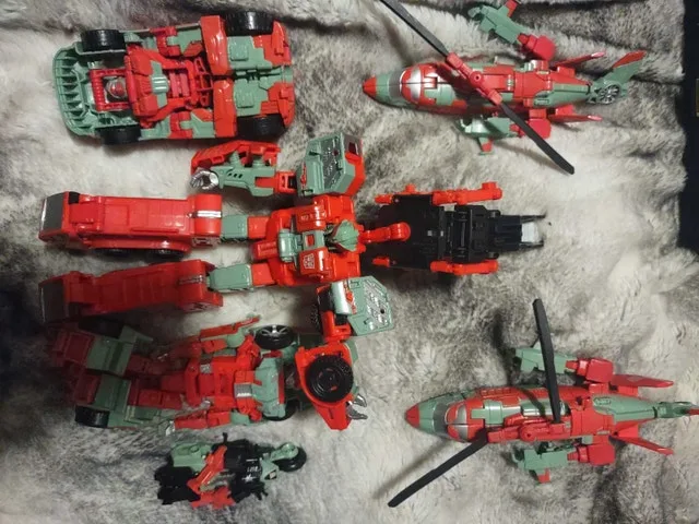 Transformers Combiner Wars Victorion Torchbearers