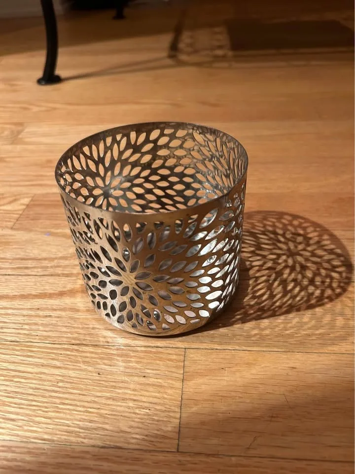 Bath & Body Works Candle Holders image indicator(3)