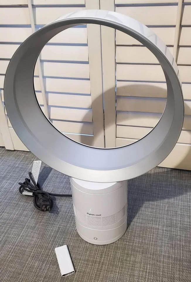 Dyson Cool Bladless Fan In Excellent condition image indicator(9)