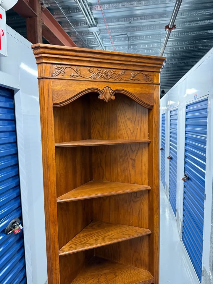 Solid Wood 7ft Corner Bookshelf Carved Top Heavy & Sturdy - photo 3