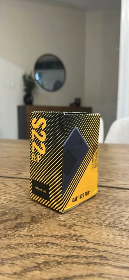 Unifone S22 Rugged Flip Phone Unlocked 16GB image indicator(2)