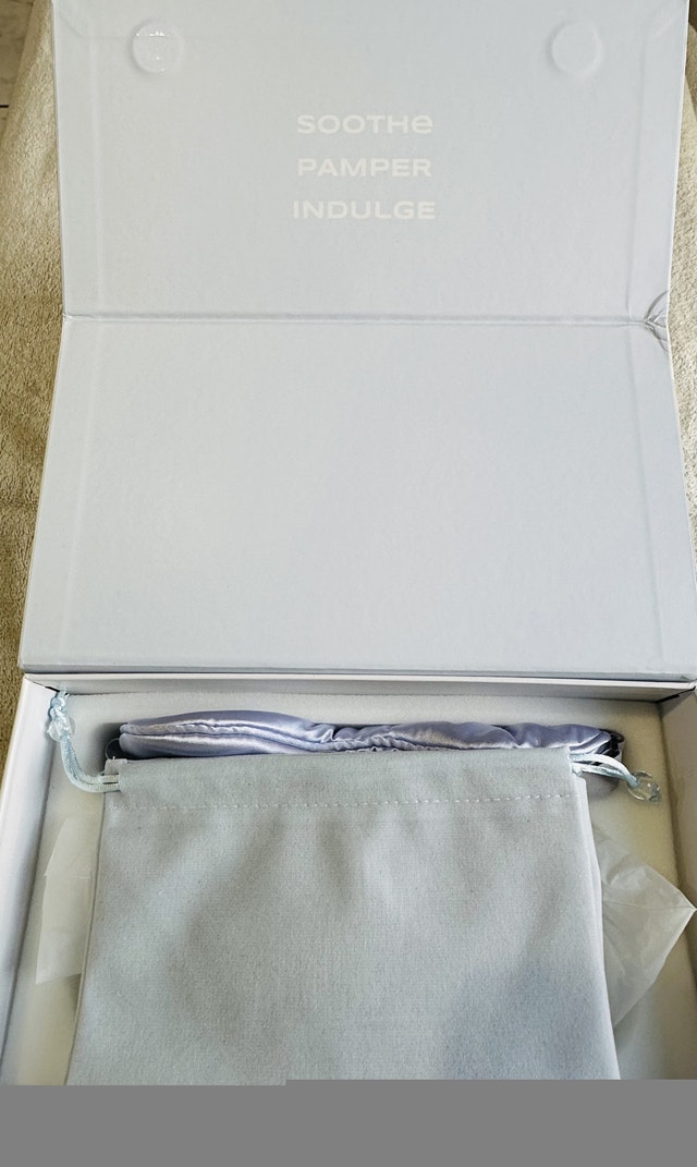 HealTek Premium Eye Massager - Brand New - photo 2