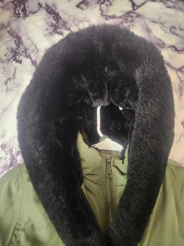 ✨ Justice Girls’ Winter Parka – Size M (10) – Olive Green – $30 image indicator(5)