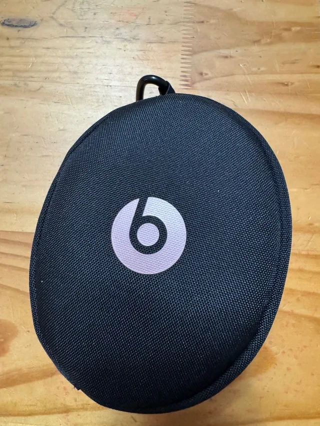 Beats Solo On-Ear Sound Isolating Bluetooth Headphone - Golden