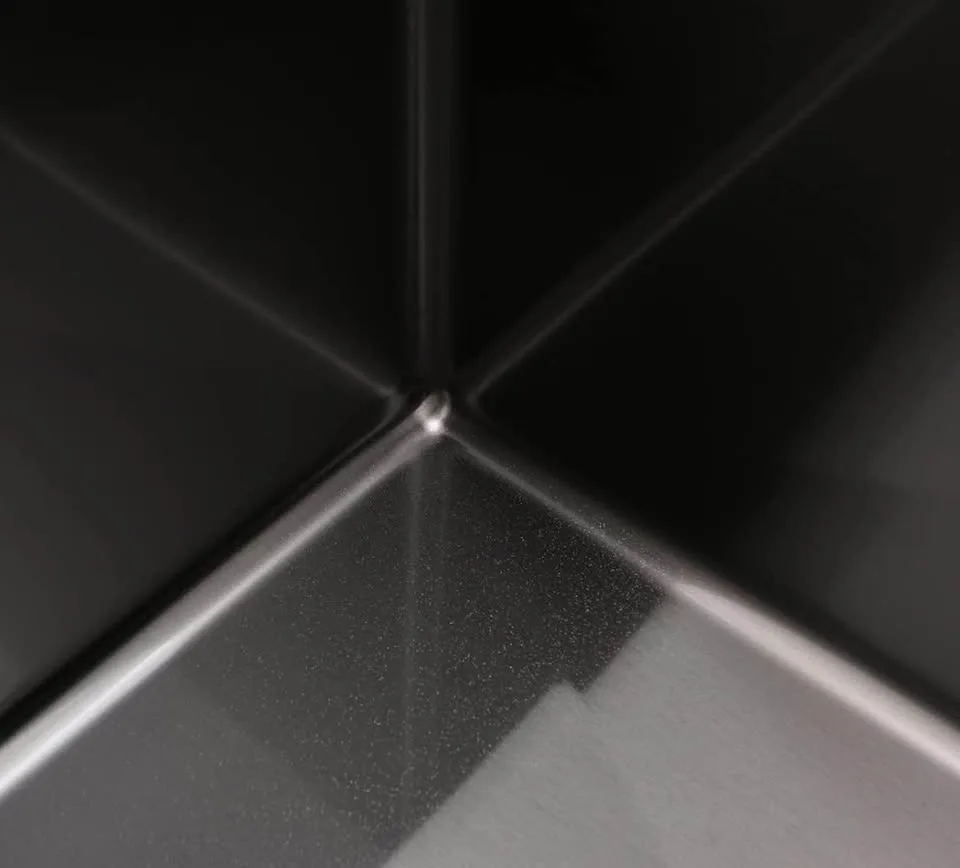 Luckyhorse 20” Matte Black Undermount Kitchen Sink image indicator(2)