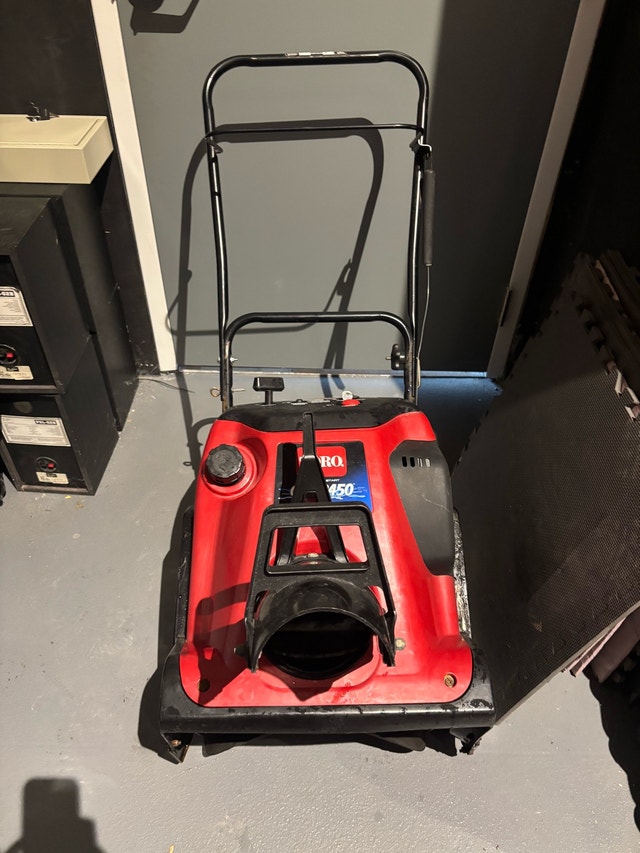 toro 2 stroke snow blower - photo 3