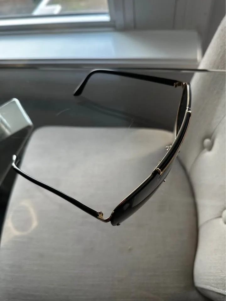 Versace sunglasses VE2140 image indicator(4)