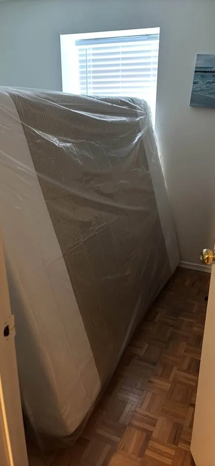 Queen sized firm mattress image indicator(7)