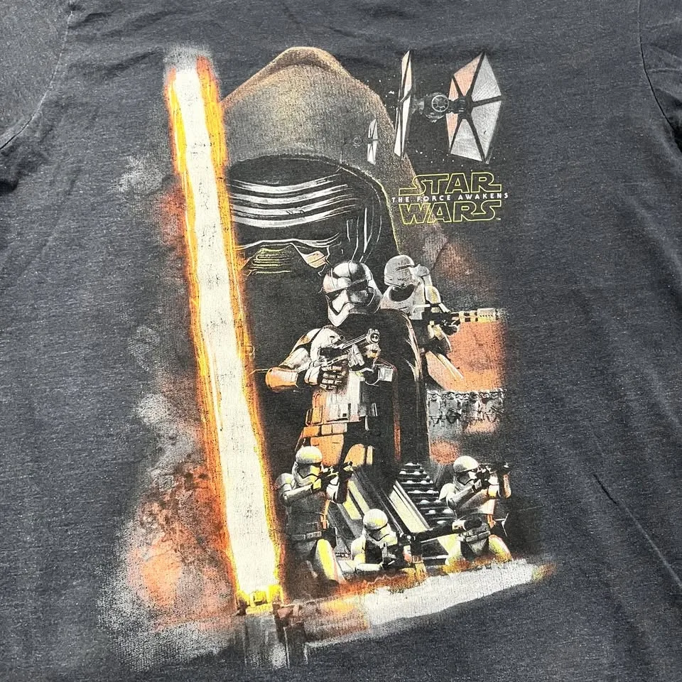 Star Wars Kylo Ren T-Shirt Black The Force Awakens Size Medium image indicator(2)