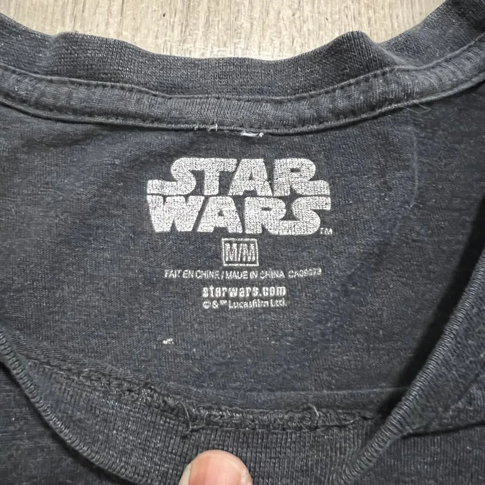 Star Wars Kylo Ren T-Shirt Black The Force Awakens Size Medium image indicator(3)