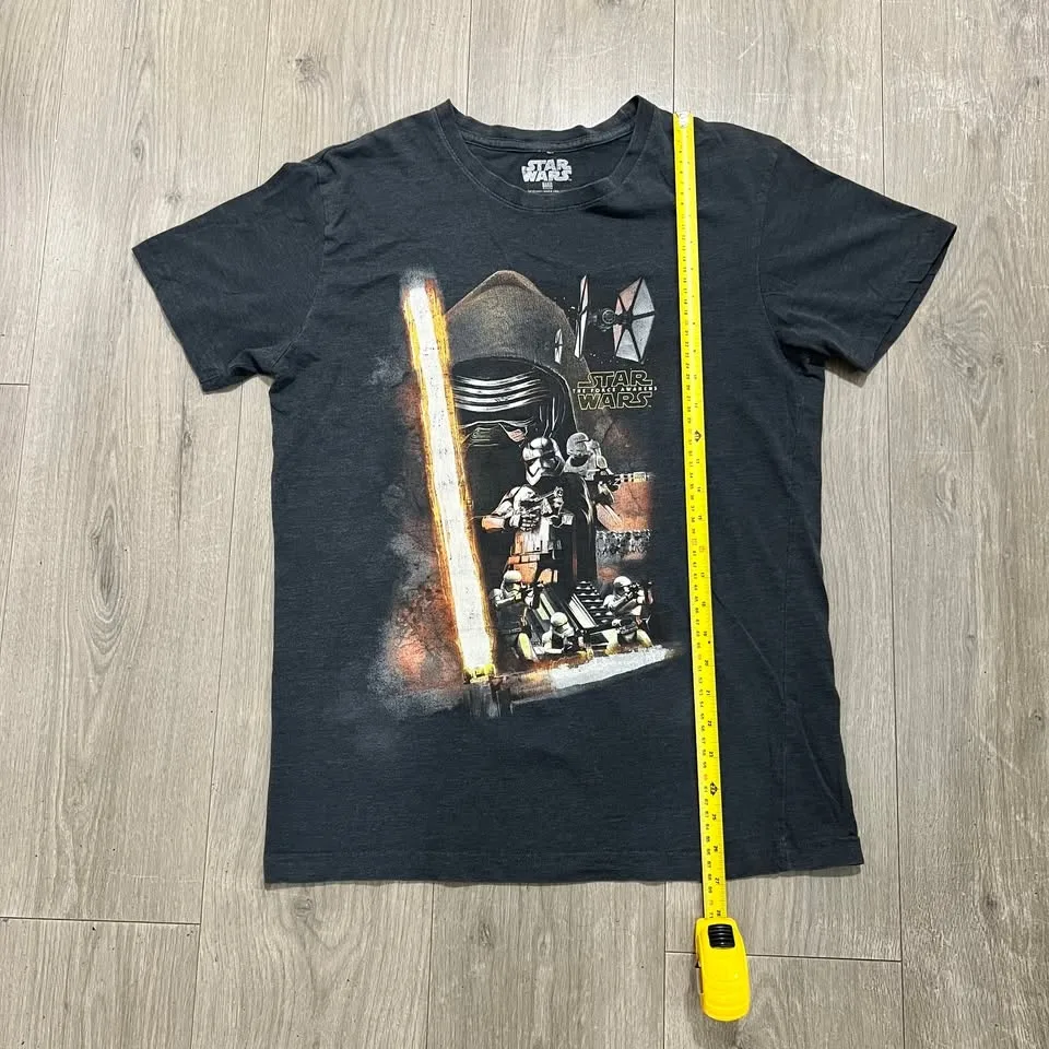 Star Wars Kylo Ren T-Shirt Black The Force Awakens Size Medium image indicator(5)