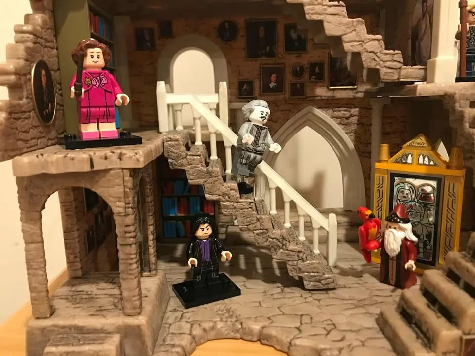 Harry Potter Nano Scene - Gryffindor Tower image indicator(2)