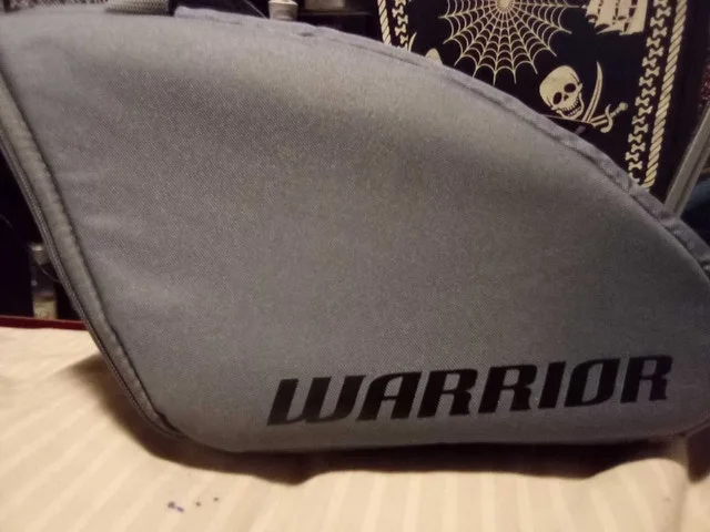 Brand new goalie helmut bag image indicator(3)