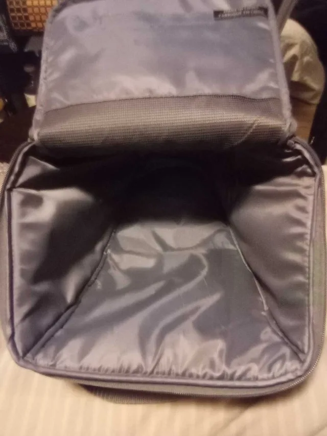 Brand new goalie helmut bag image indicator(4)