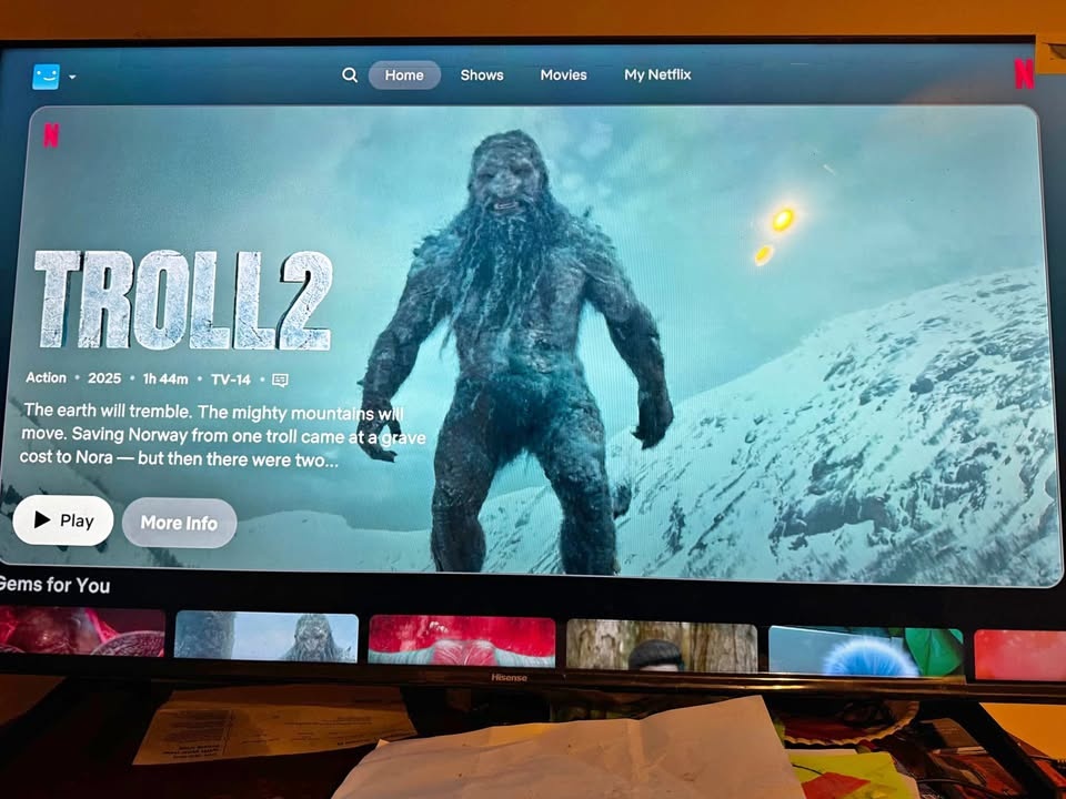 Must go ASAP Hisense 43" 4K QLED Smart TV (moving sale)