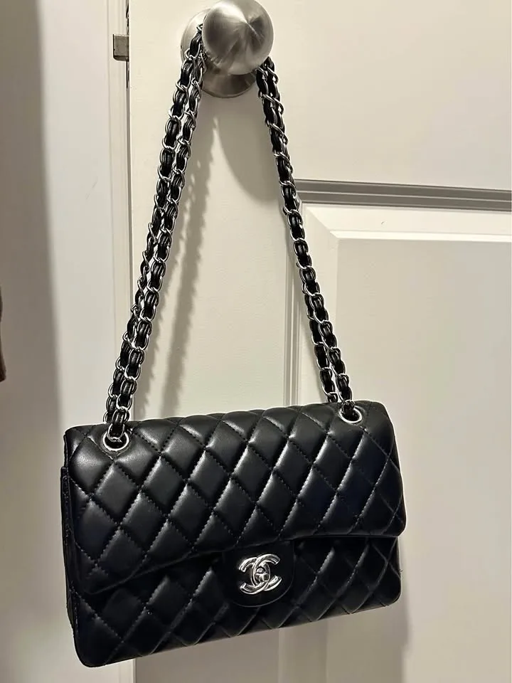 Classic Quilted Black Leather Shoulder Bag