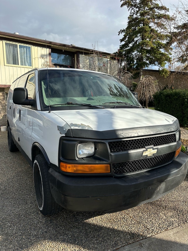 2009 Chevy Express