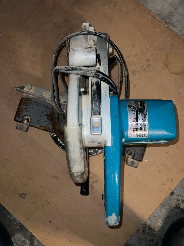 Miter saw - photo 2