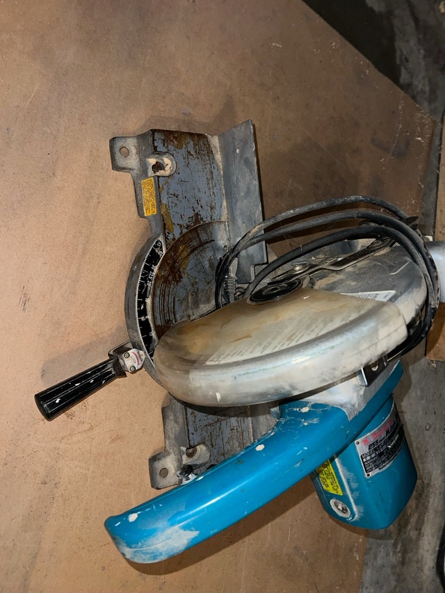 Miter saw - photo 4