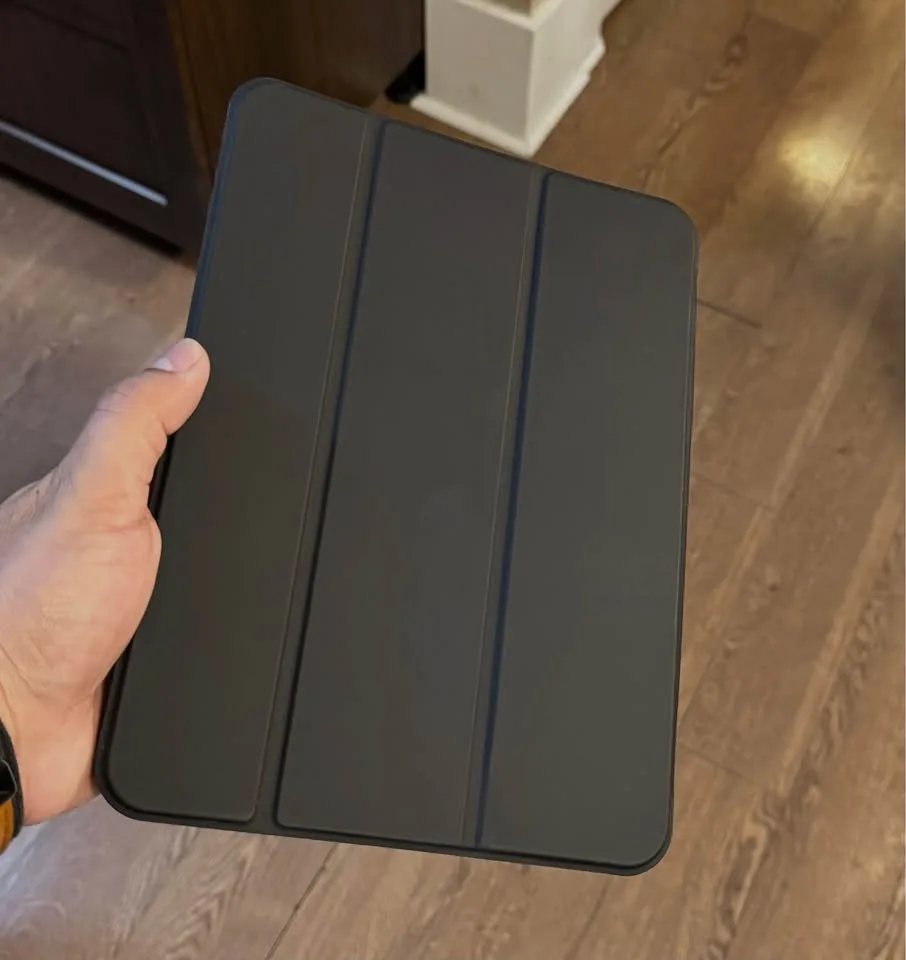 Black iPad Case with Screen Protector for 10th/11th A16 Gen *NEW image indicator(3)