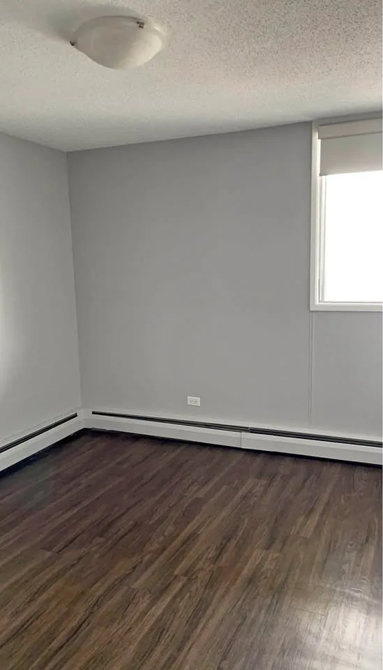 2 Beds 1 Bath - Apartment