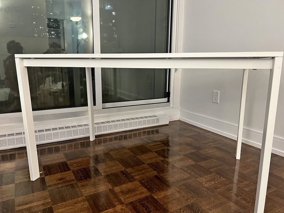 Ikea Dining table/desk (white)- seats 4 to 6