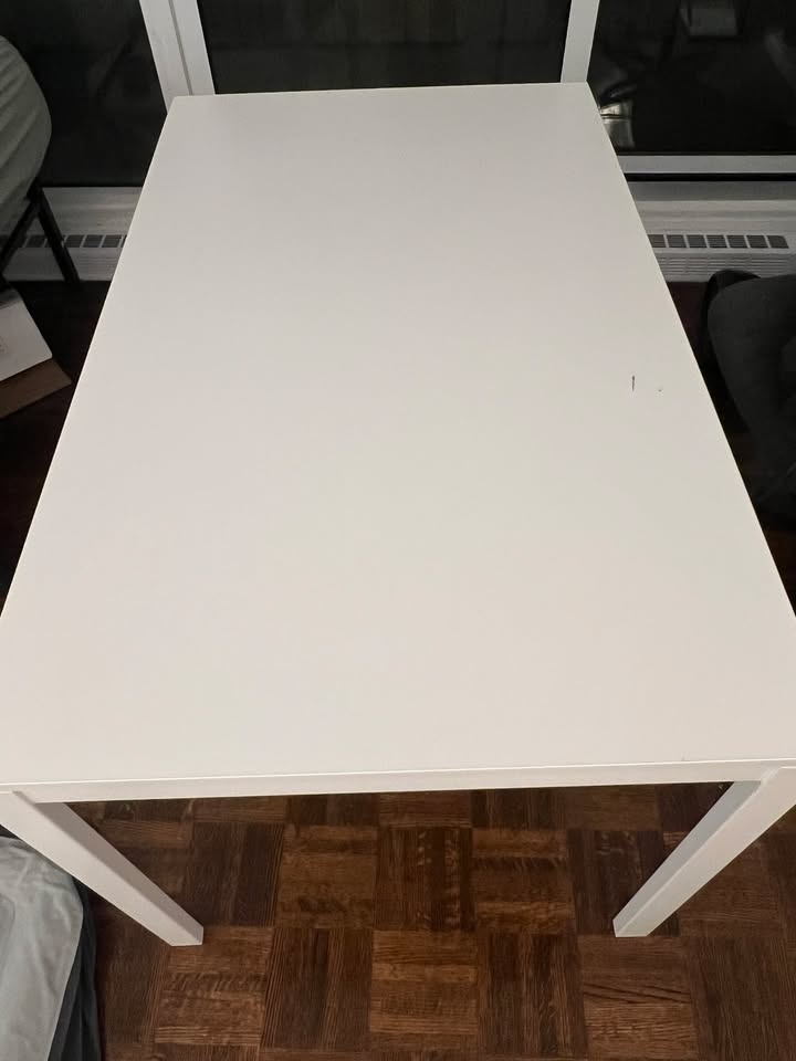 Ikea Dining table/desk (white)- seats 4 to 6 - photo 2
