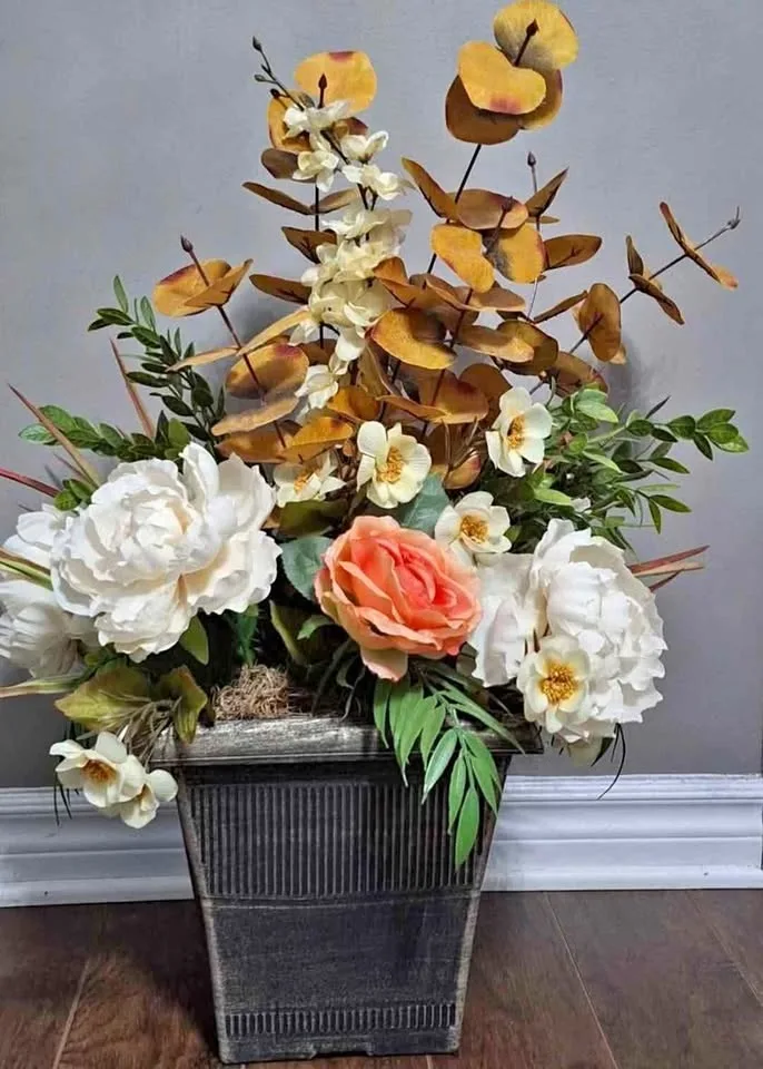Silk Floral Center Piece Home Decor