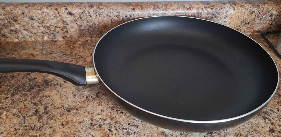 Three Piece Cookware Set image indicator(4)