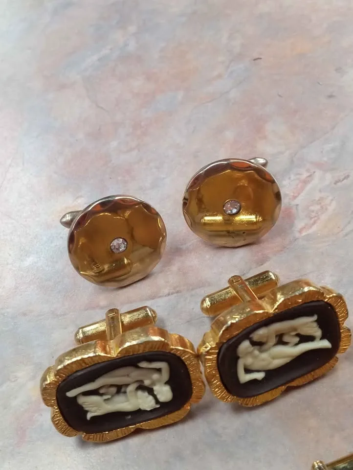 Vintage Accessories Craft Lot Cufflinks and Pin Brooch image indicator(5)