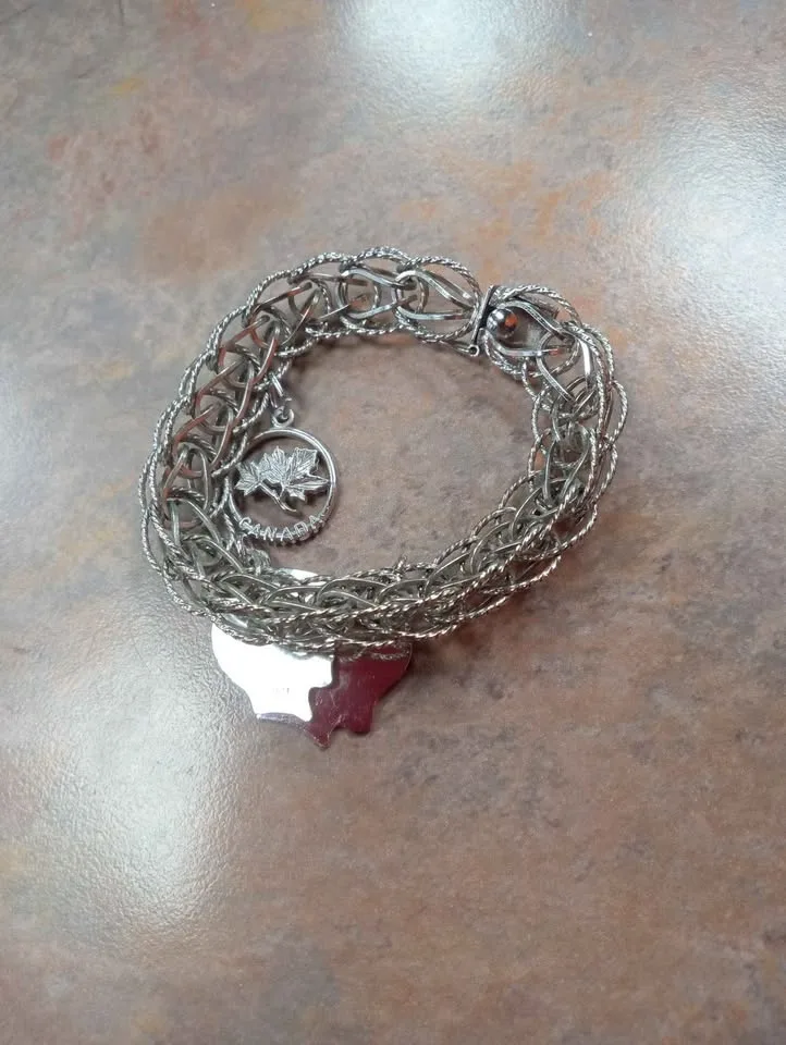 Vintage CFC Sterling Silver Charm Bracelet For Small Size Hands image indicator(2)