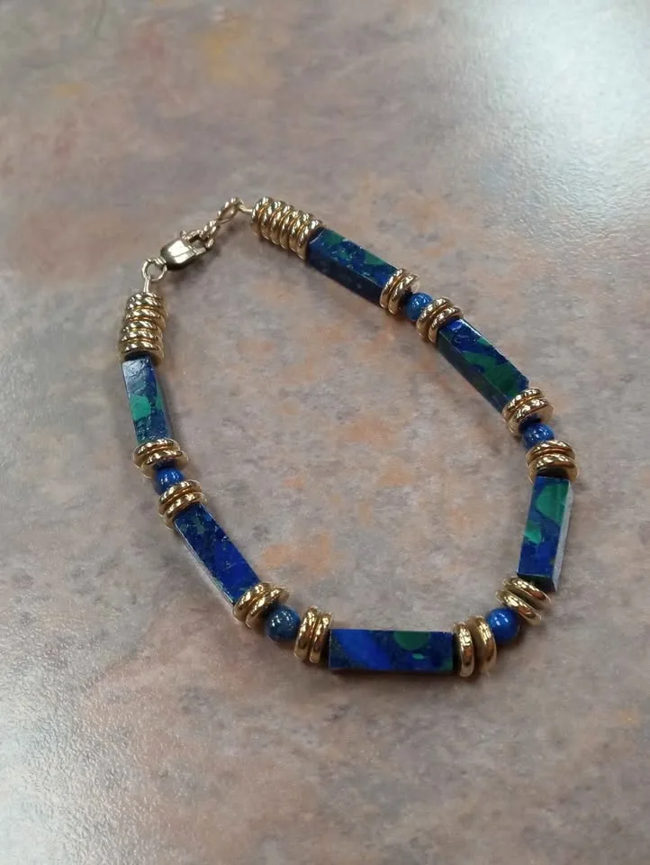 Beautiful Vintage Blue Green Stone Bracelet Gold Tone image indicator(2)