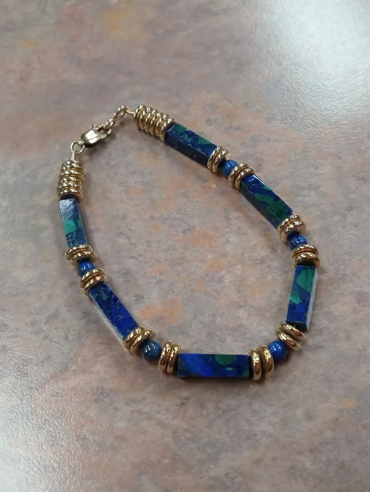 Beautiful Vintage Blue Green Stone Bracelet Gold Tone image indicator(3)