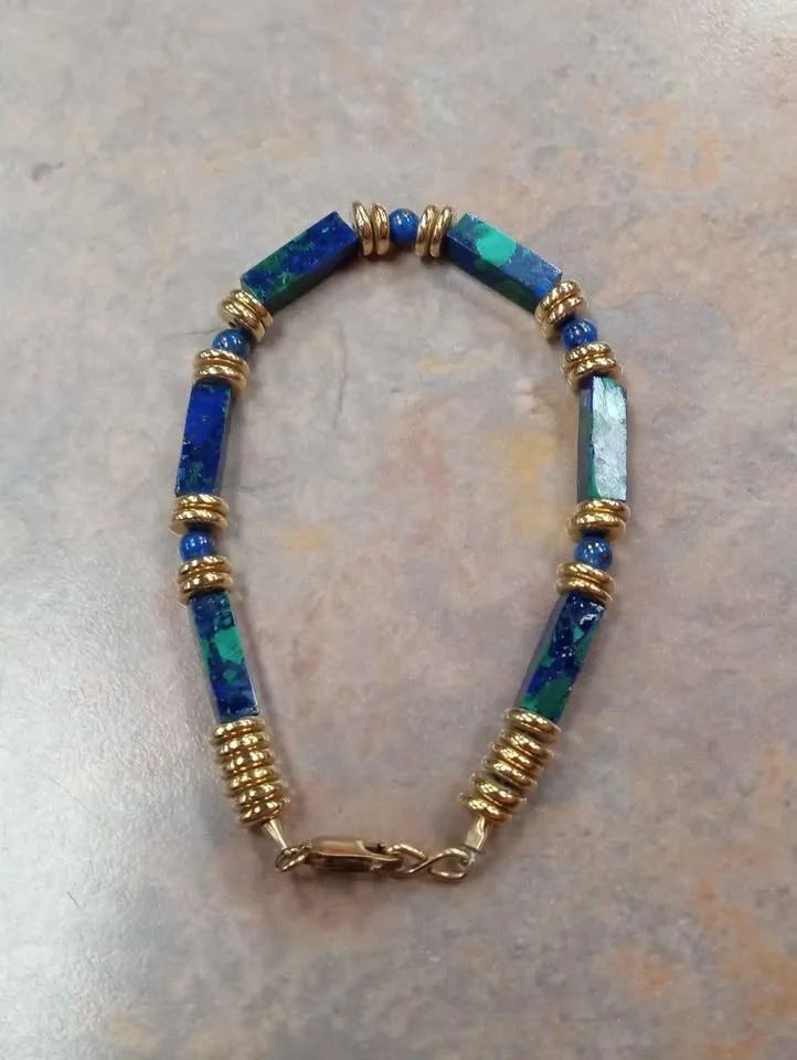 Beautiful Vintage Blue Green Stone Bracelet Gold Tone image indicator(6)