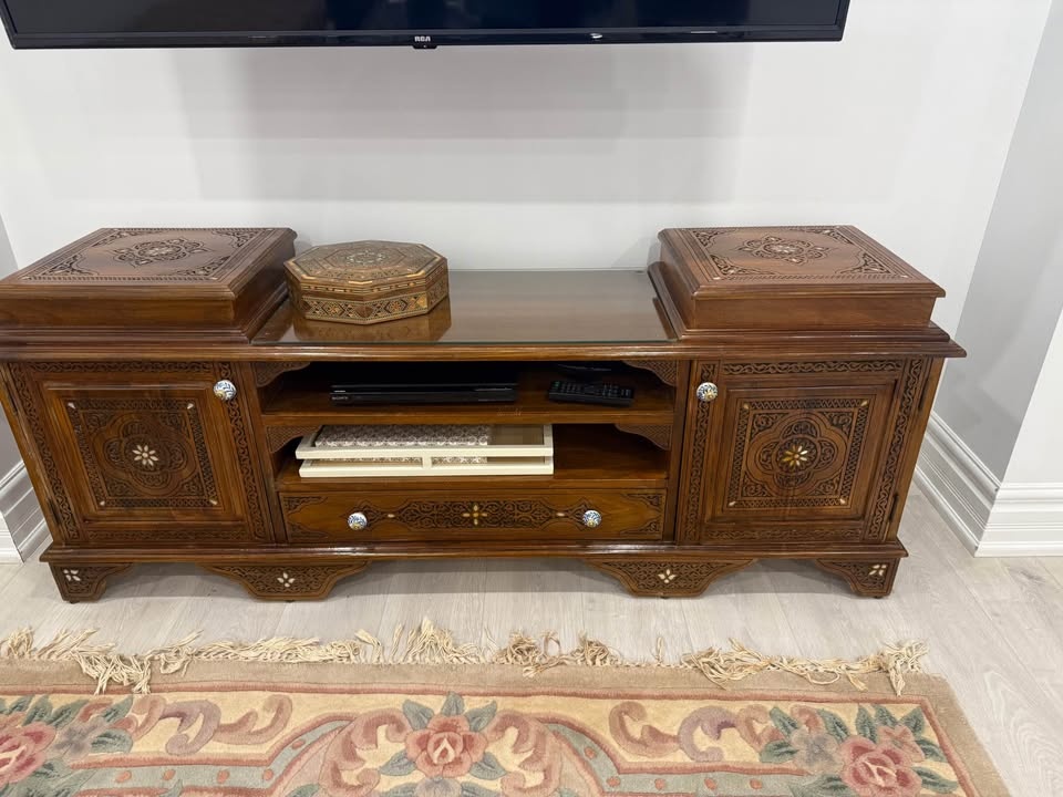 Handmade Mother-of-Pearl Inlay Media Unit – Solid Wood | 62” - photo 4
