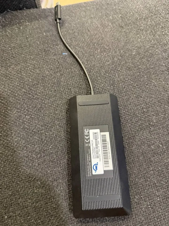 1TB OWC Envoy Pro EX external thunderbolt 3 SSD owctb3envprc10 image indicator(3)