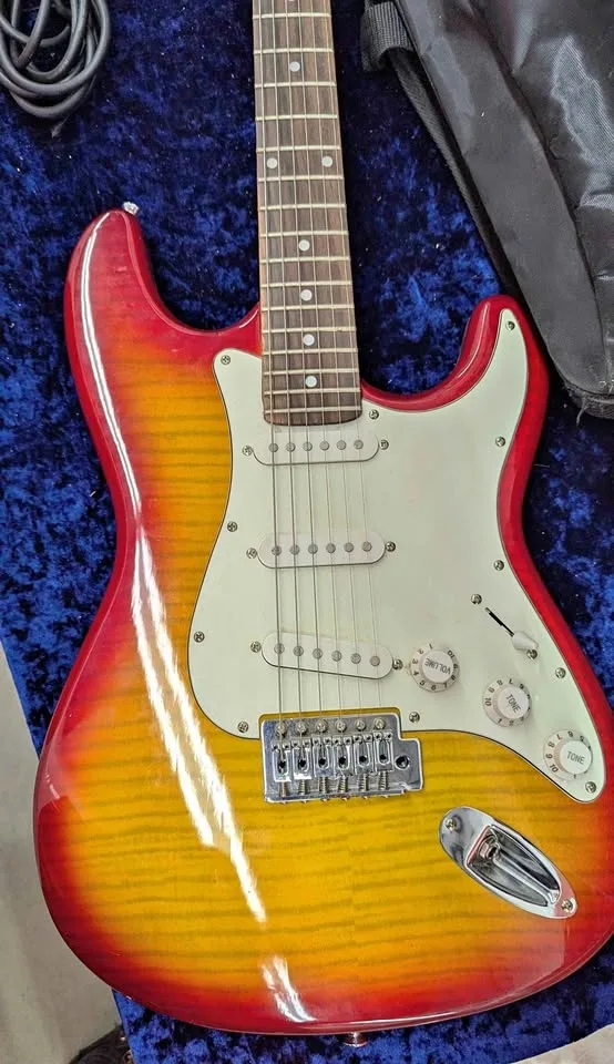 Ashbury Electric Guitar, practice amp & gig bag