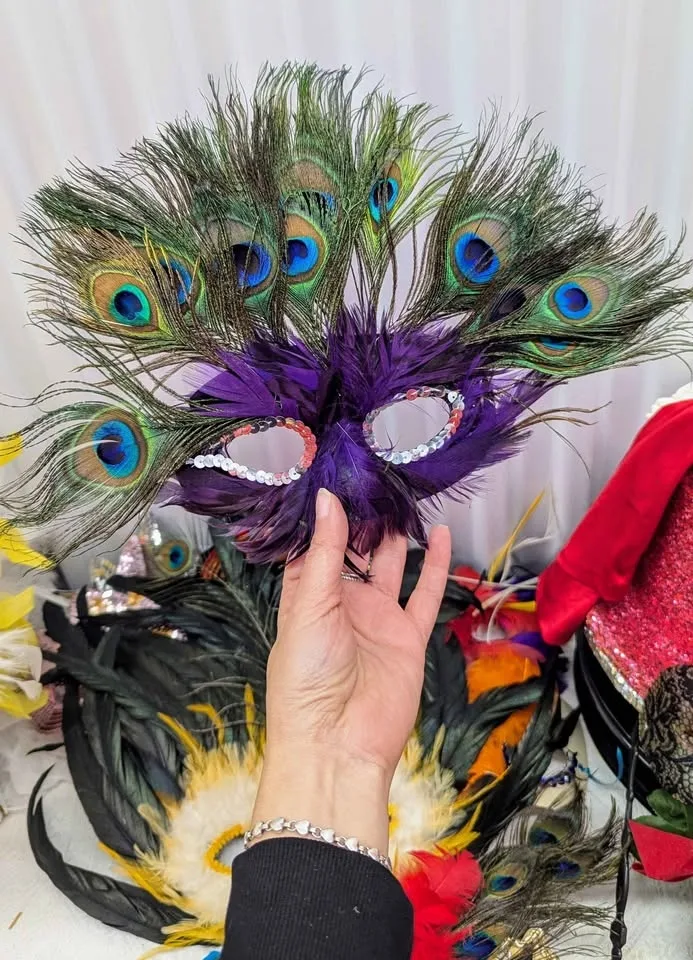 Masquerade Peacock Feather Masks image indicator(2)