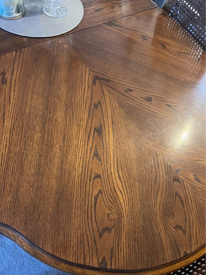 Oak dining table with chairs #CleanOut - photo 3
