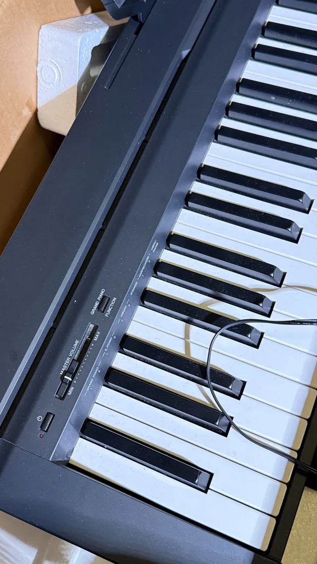 Yamaha P-35B Digital Piano / Keyboard image indicator(3)