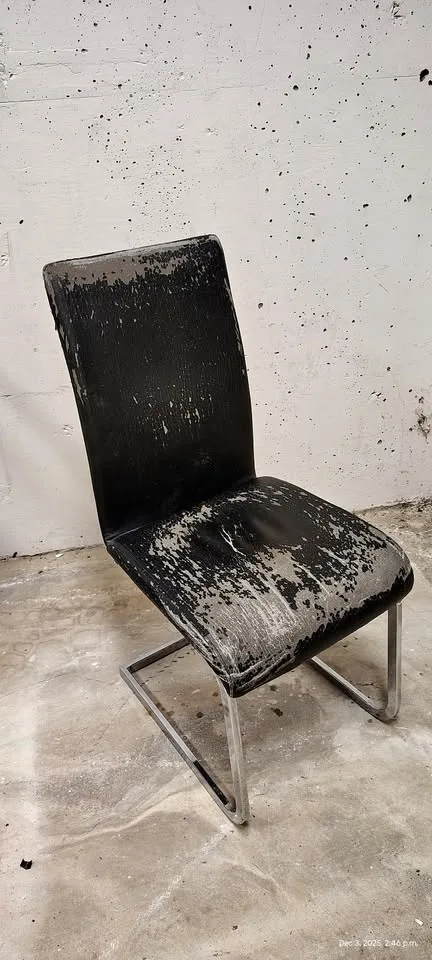 🛍️✨ BUY 2+ ITEMS, GET 50% OFF 4pcs Metal Frame Chairs