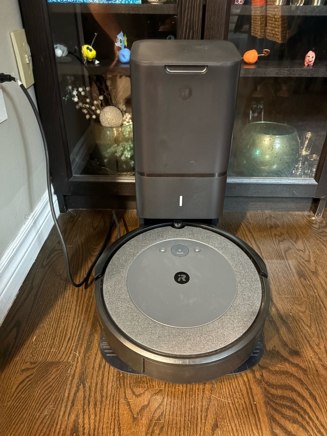 iRobot Roomba i4+