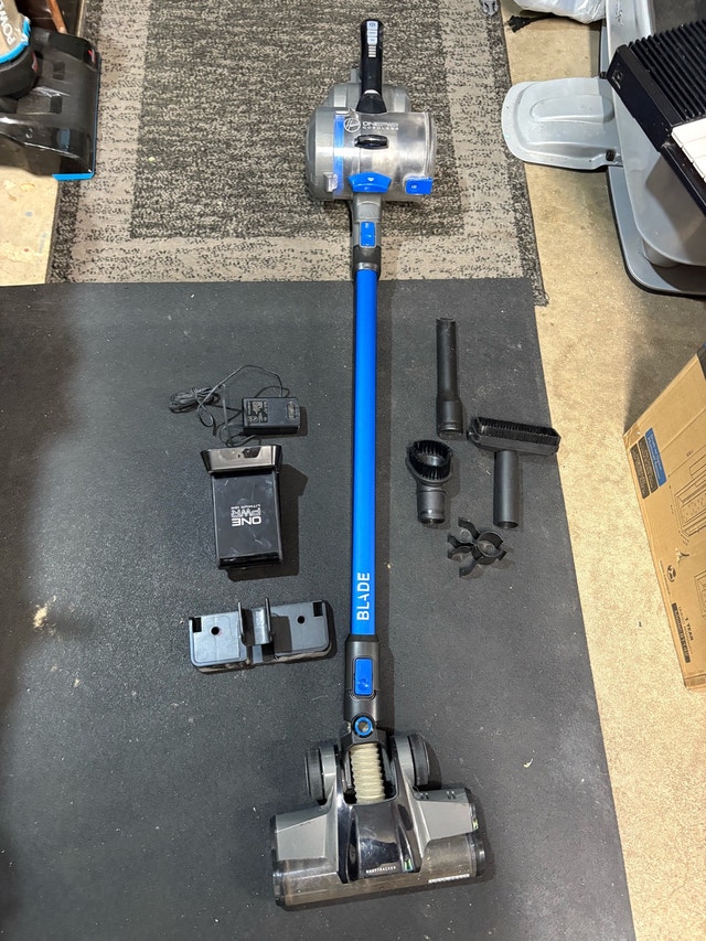 Hoover OnePWR Blade stick vacuum - photo 2